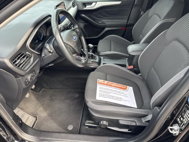 Ford Focus Turnier 1.0L Ecoboost +SZH+RFK+PDC+NAVI+KLIMA+TWA+