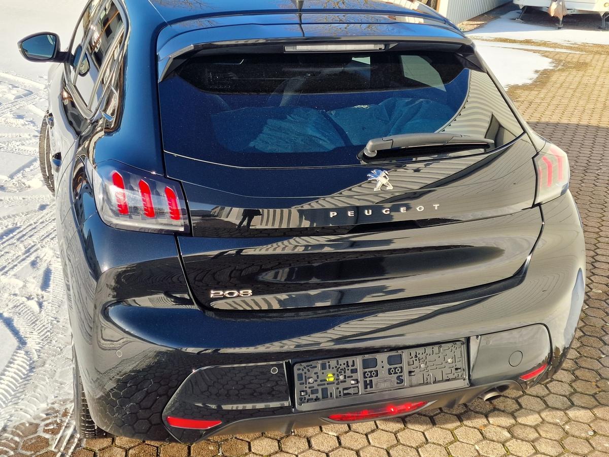 Peugeot 208  PureTech 100 Allure*LED*Navi*R-Cam