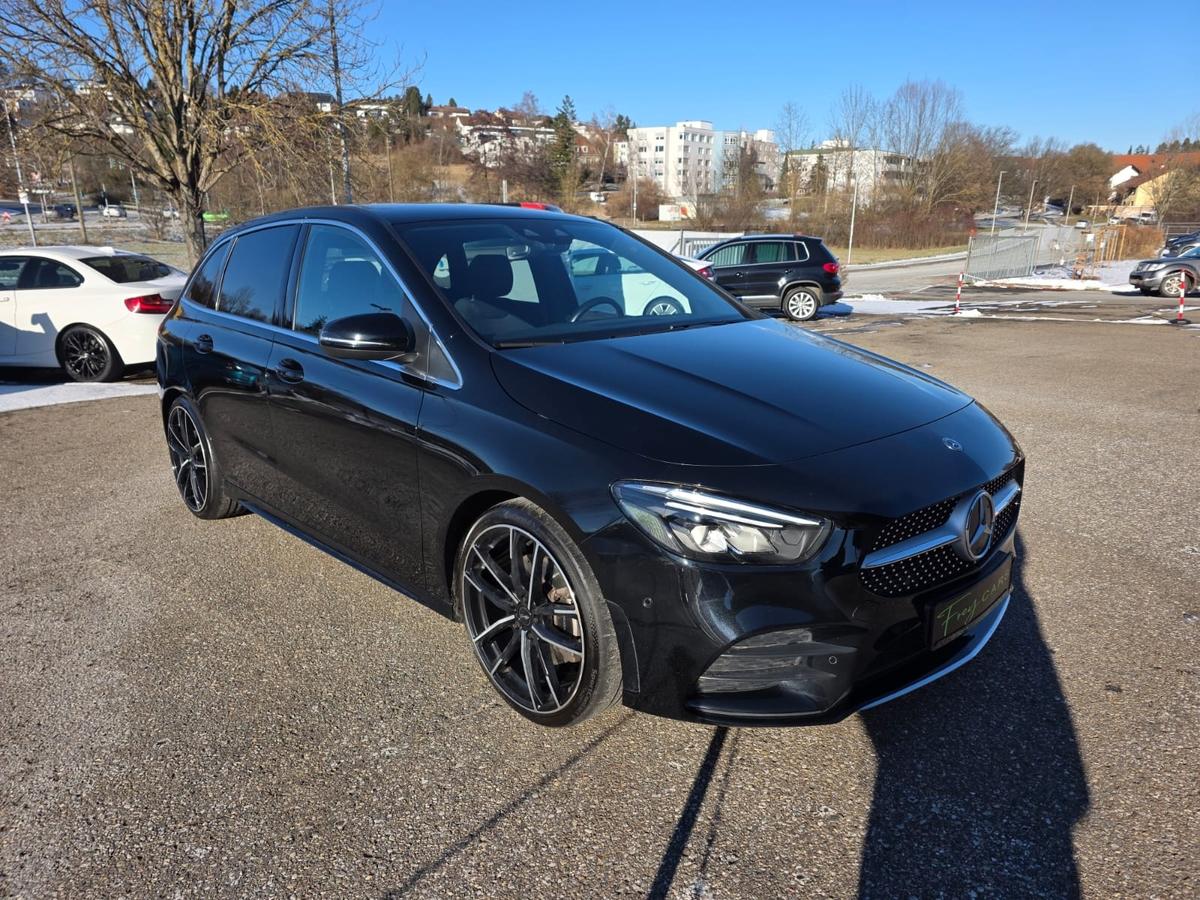 Mercedes-Benz B 220 AMG Line Sport AGA. 