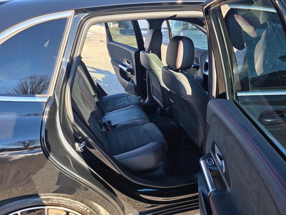Mercedes-Benz B 220 AMG Line Sport AGA. 