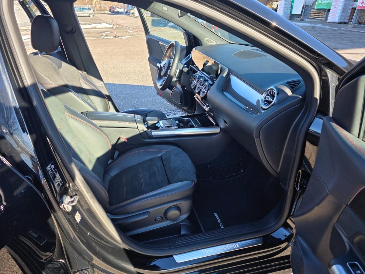 Mercedes-Benz B 220 AMG Line Sport AGA. 