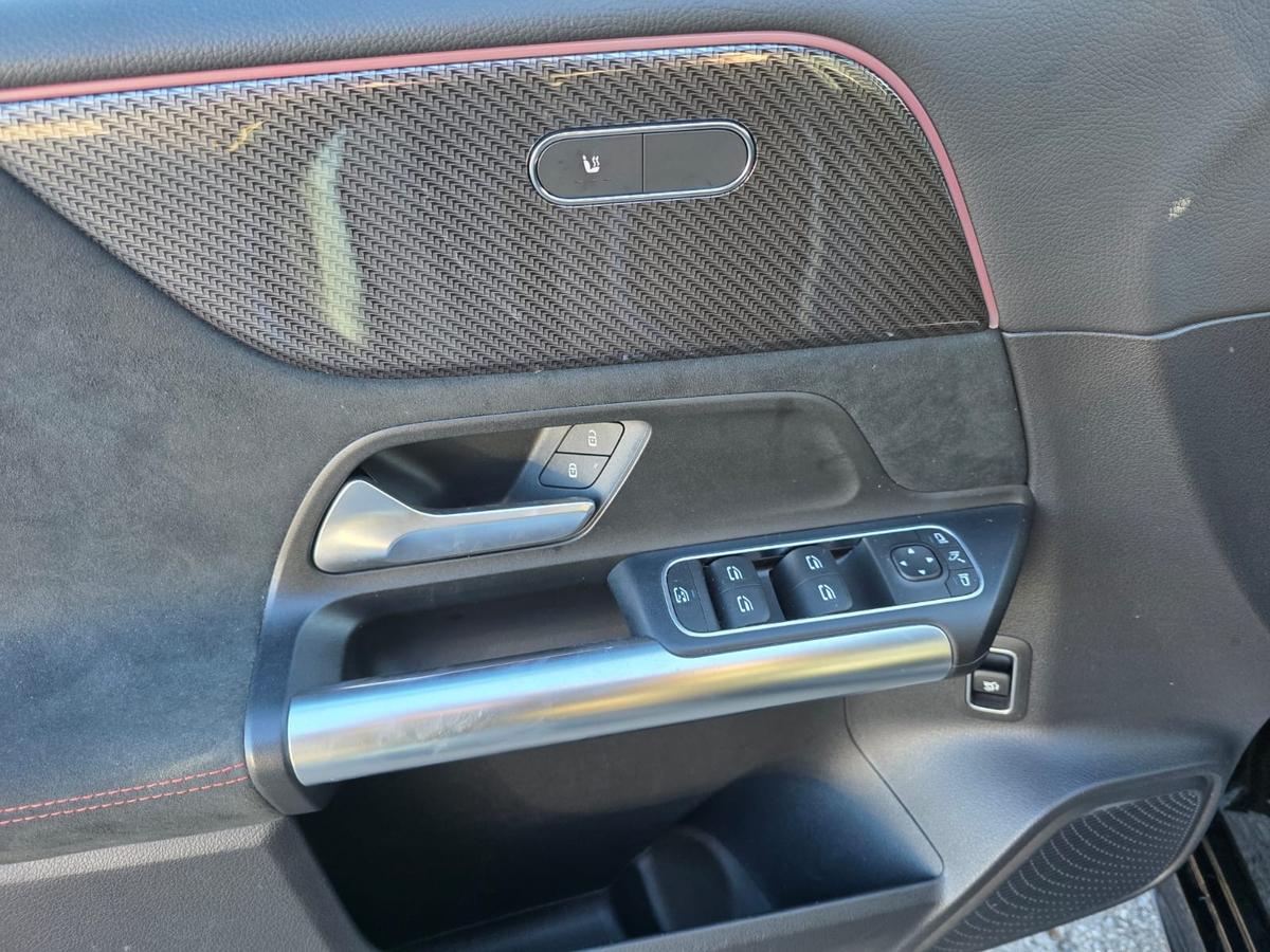 Mercedes-Benz B 220 AMG Line Sport AGA. 