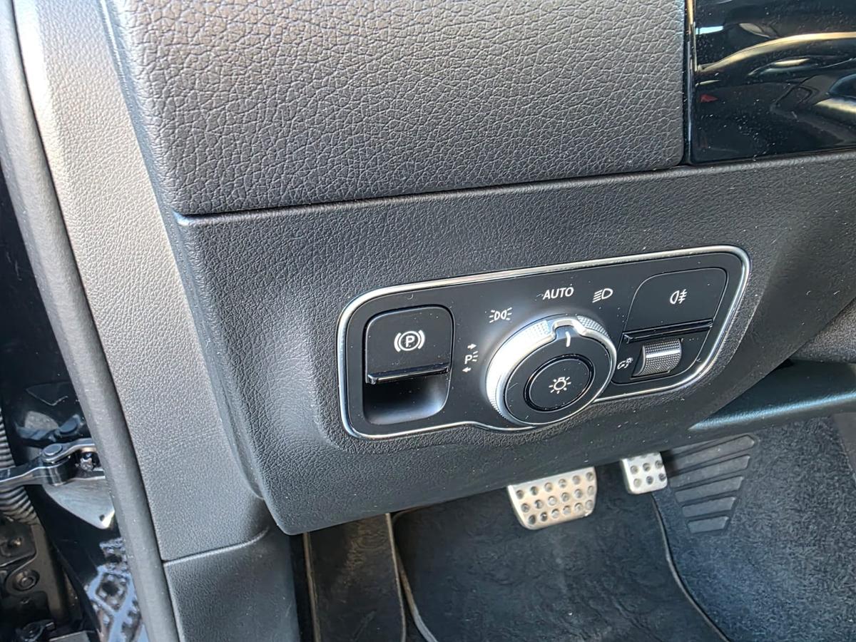 Mercedes-Benz B 220 AMG Line Sport AGA. 