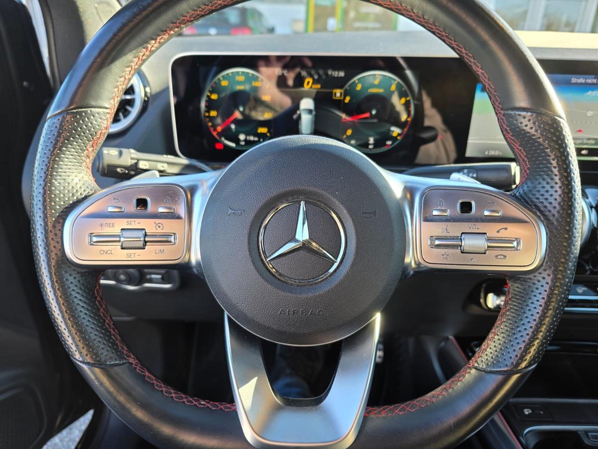 Mercedes-Benz B 220 AMG Line Sport AGA. 