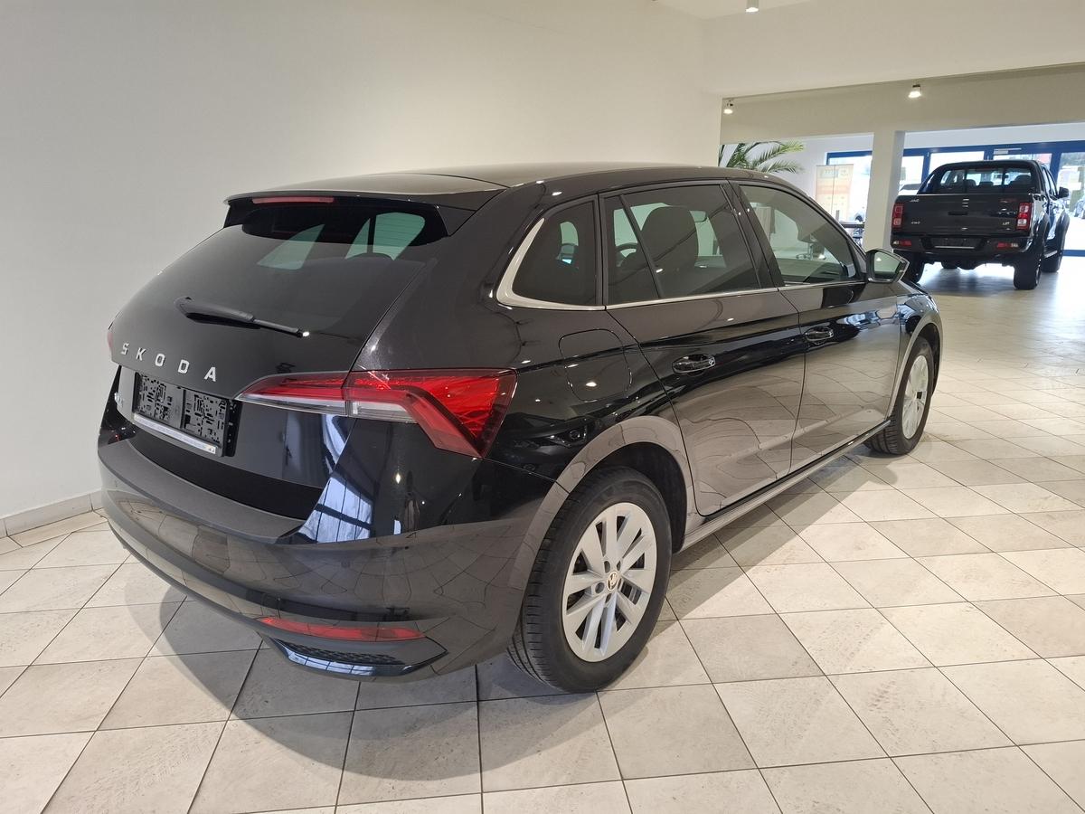 Skoda Scala Top Selection Panorama AHK Garantie