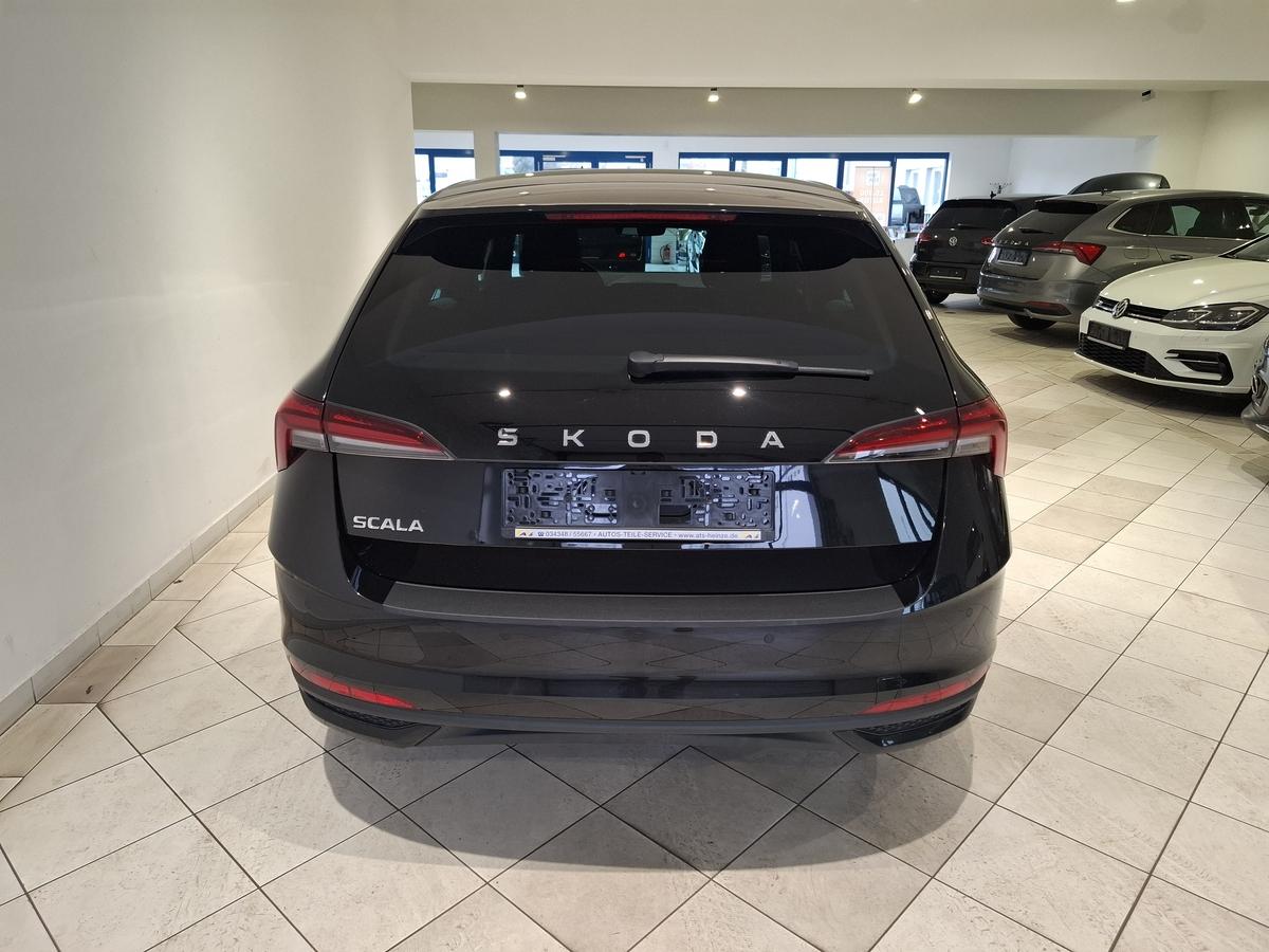 Skoda Scala Top Selection Panorama AHK Garantie