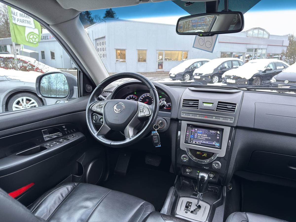 Ssangyong REXTON  EXECUTIVE 2.2 D 7 Sitzer 3,5T AHK  