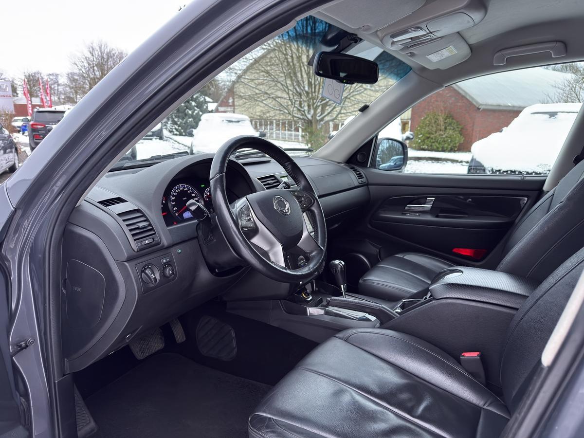 Ssangyong REXTON  EXECUTIVE 2.2 D 7 Sitzer 3,5T AHK  
