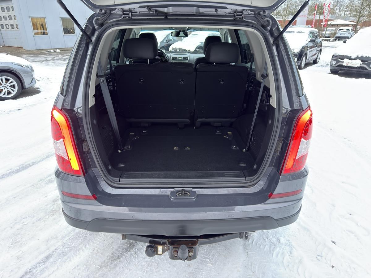 Ssangyong REXTON  EXECUTIVE 2.2 D 7 Sitzer 3,5T AHK  