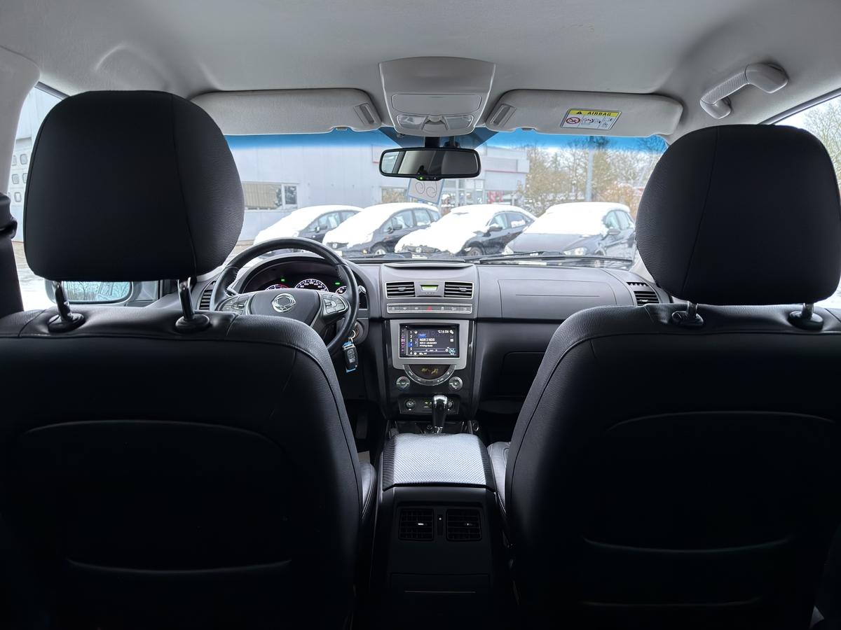 Ssangyong REXTON  EXECUTIVE 2.2 D 7 Sitzer 3,5T AHK  