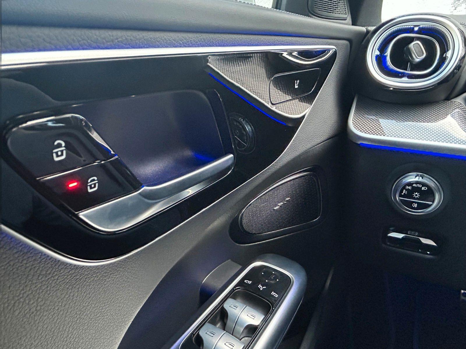 Mercedes-Benz C 200 T-Modell AMG Line Night Paket 8fach