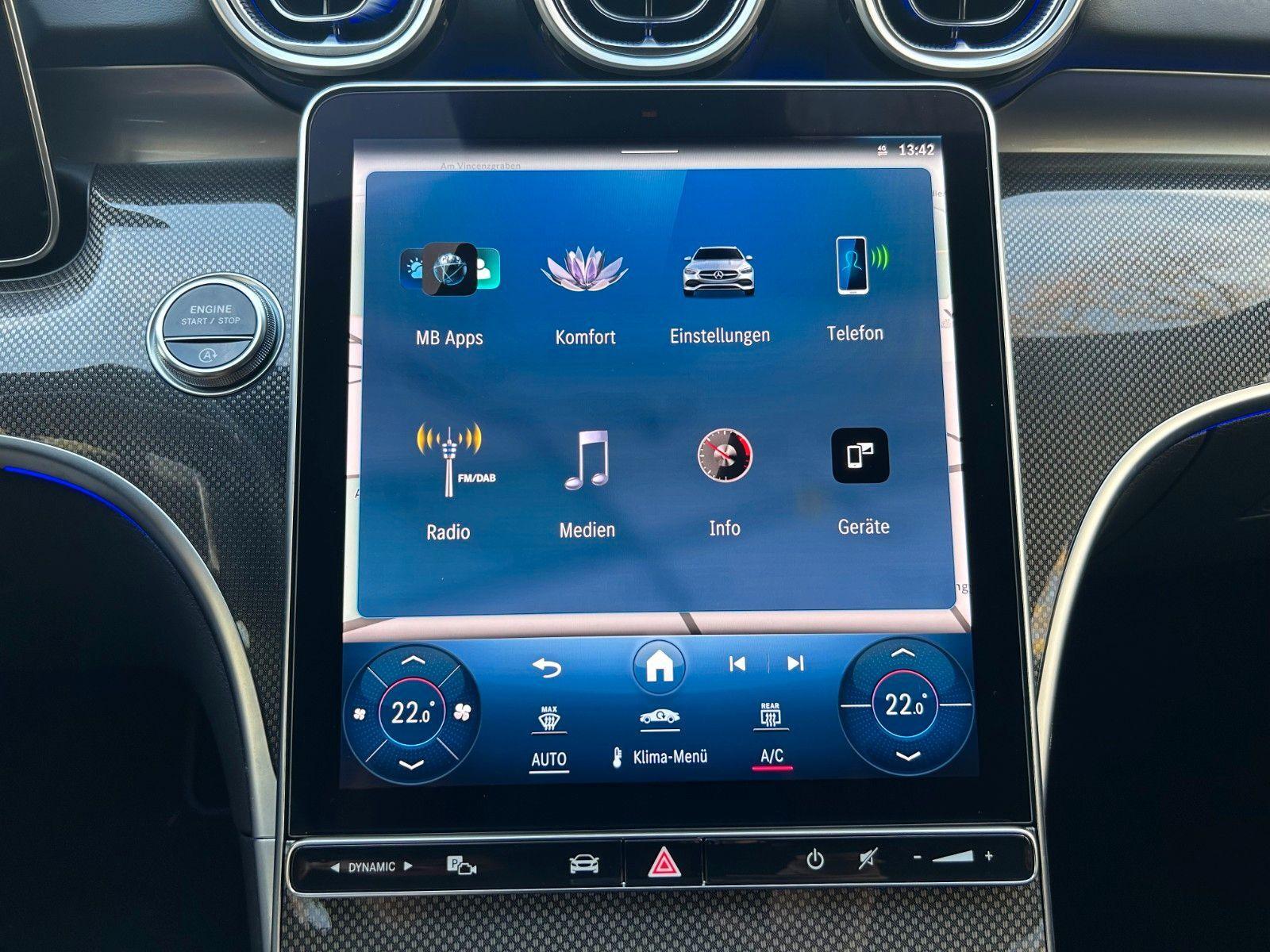 Mercedes-Benz C 200 T-Modell AMG Line Night Paket 8fach