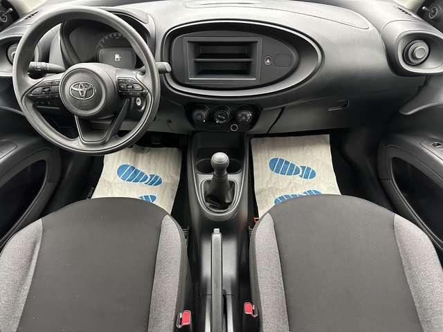 Toyota Verso-S Aygo (X) 