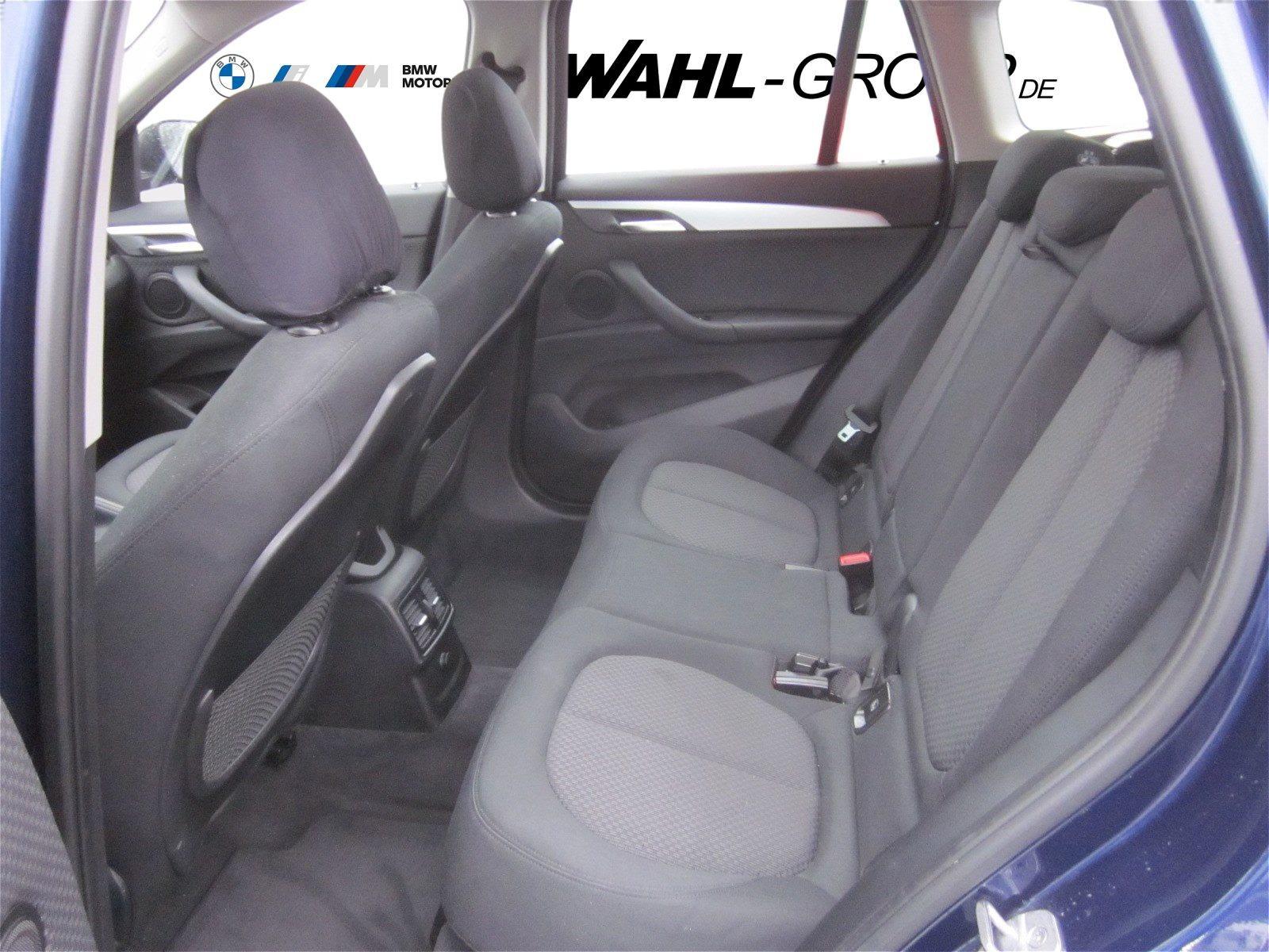 BMW X1 ADVANTAGE AUT PANO LED GRA RFK PDC