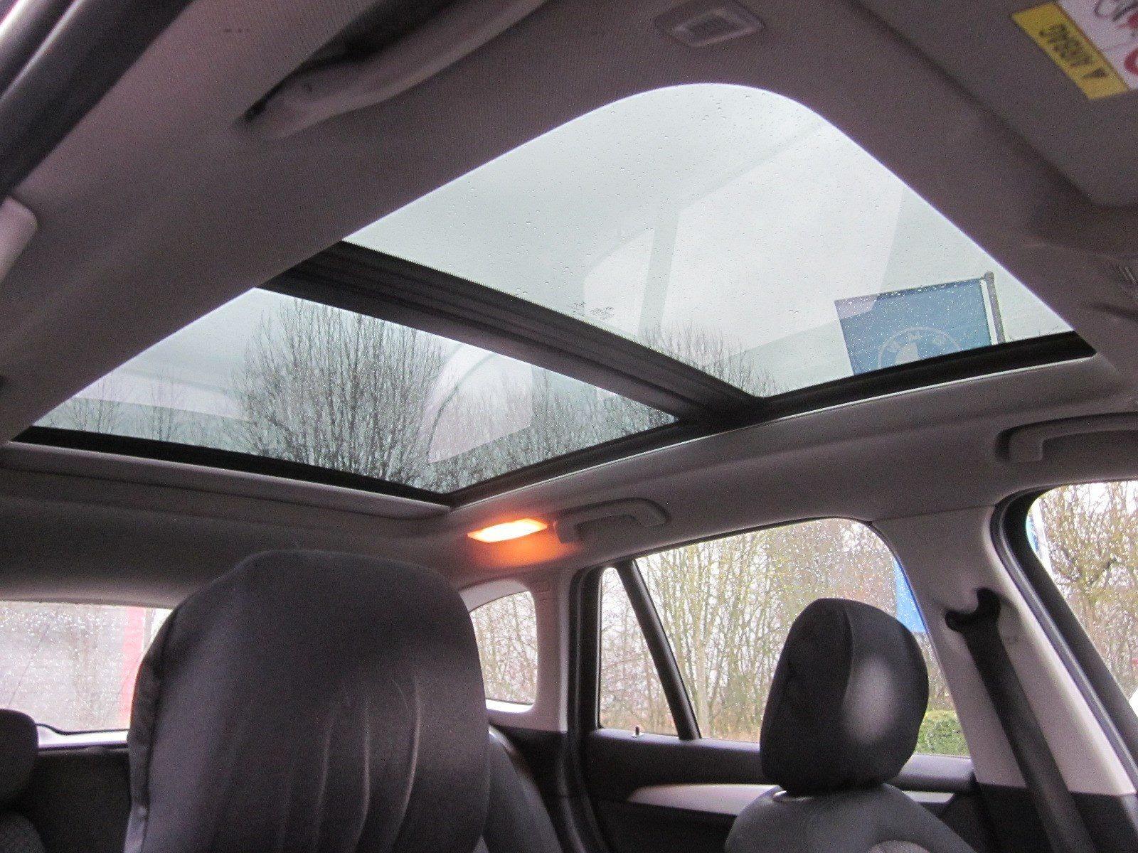 BMW X1 ADVANTAGE AUT PANO LED GRA RFK PDC