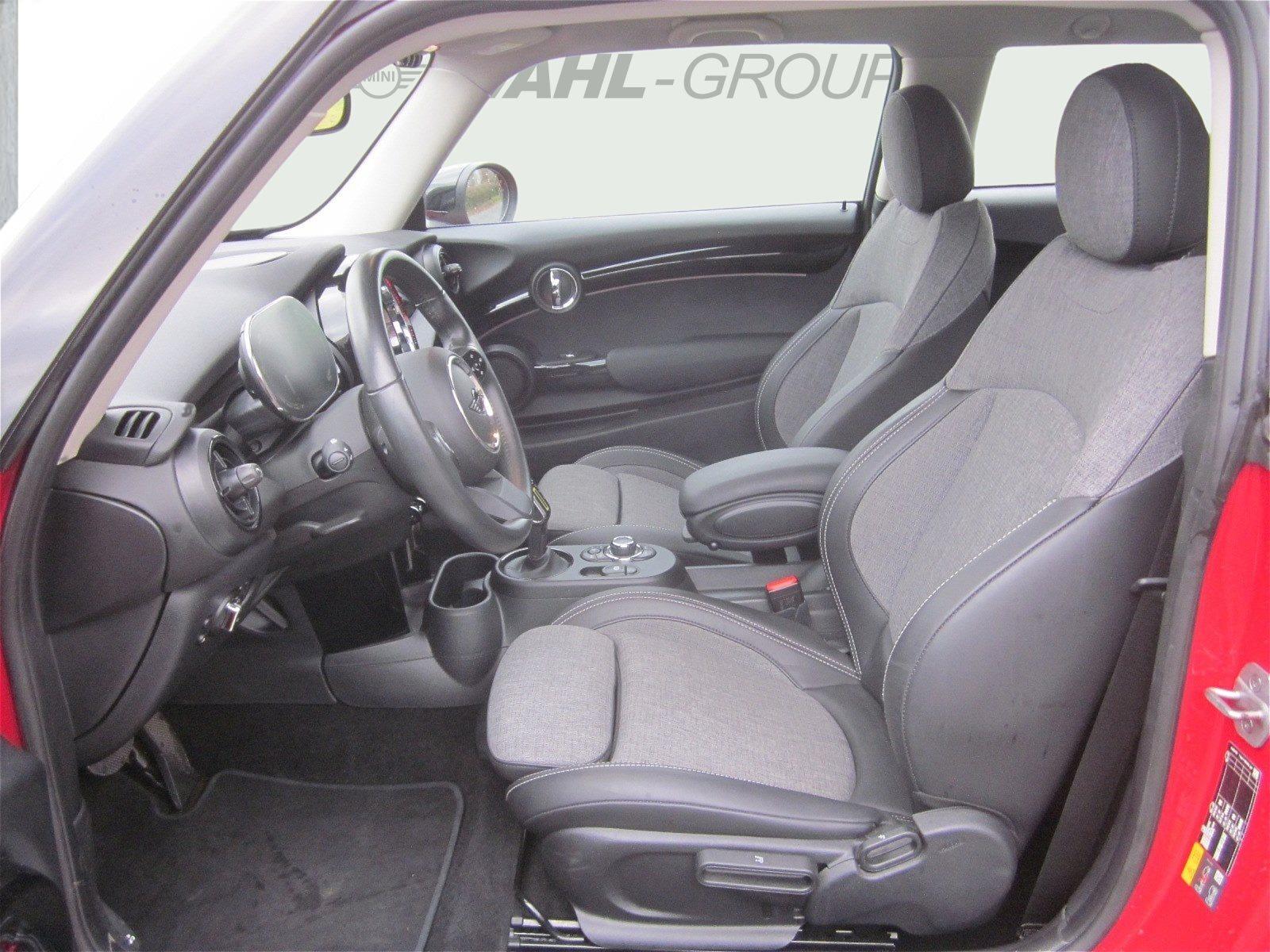 MINI Cooper SE SE CLASSIC TRIM NAVI LED GRA PDC SHZG DAB