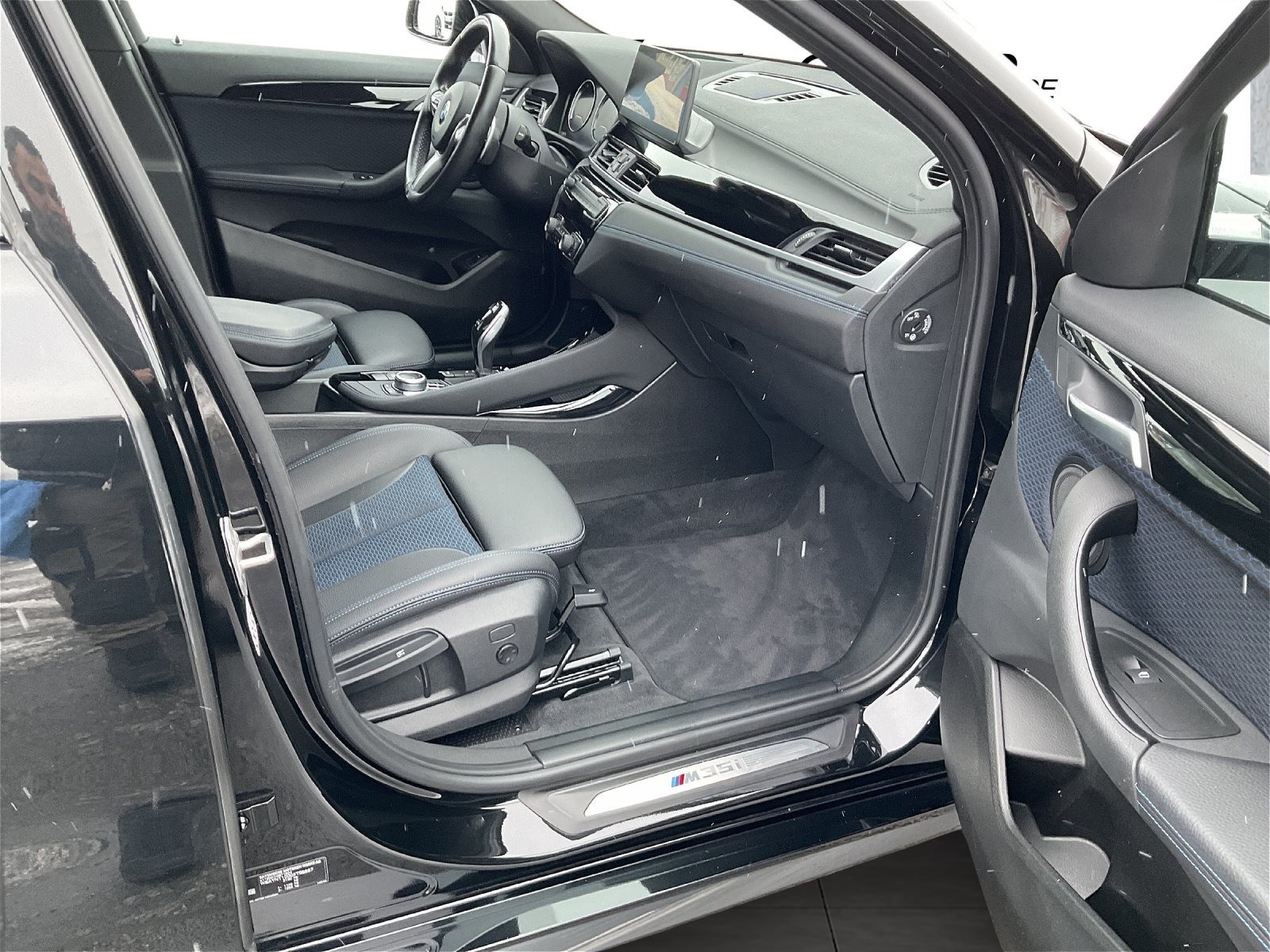 BMW X2 NAVI PLUS HUD LED ALARM KOMFORTZG ACC PDC HIFI DAB