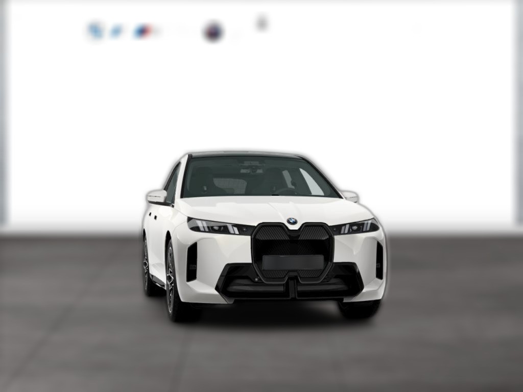 BMW iX M Sport Pro AHK Panorama IconicGlow Innovation