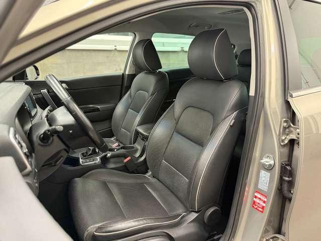 Kia Sportage 2WD AHK SHZ NAVI LEDER LED 1.Hd