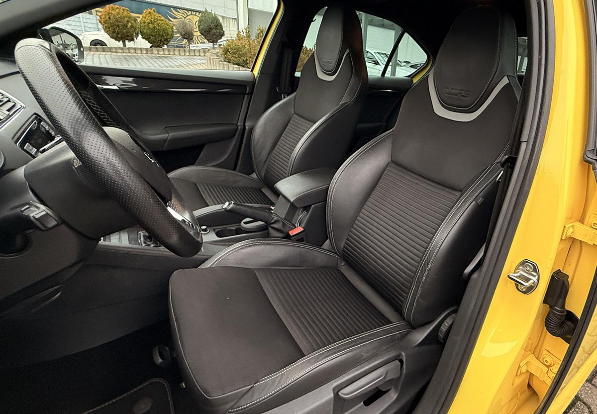 Skoda Octavia 2.0 TDI RS Pano SHZ Bi-Xenon Navi