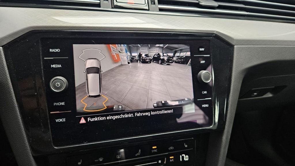 Volkswagen Passat Variant Business Navi Memory Kamera LED