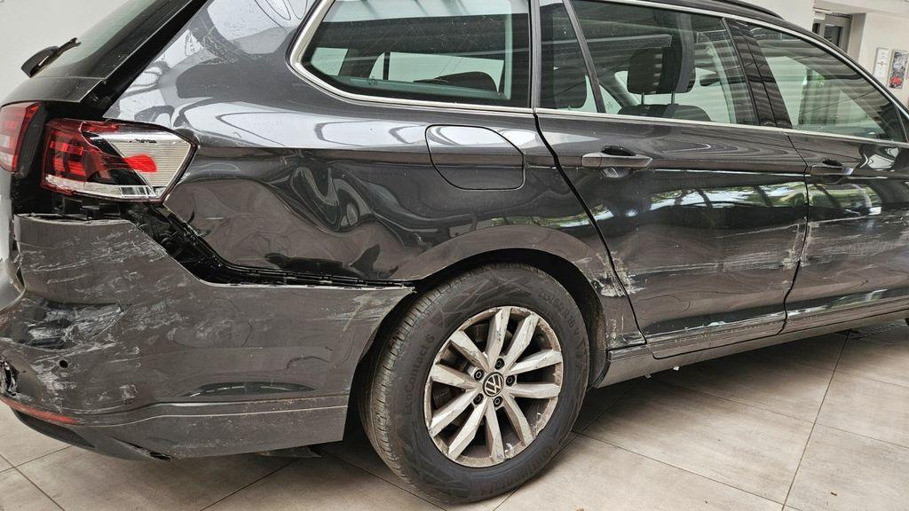 Volkswagen Passat Variant Business Navi Memory Kamera LED