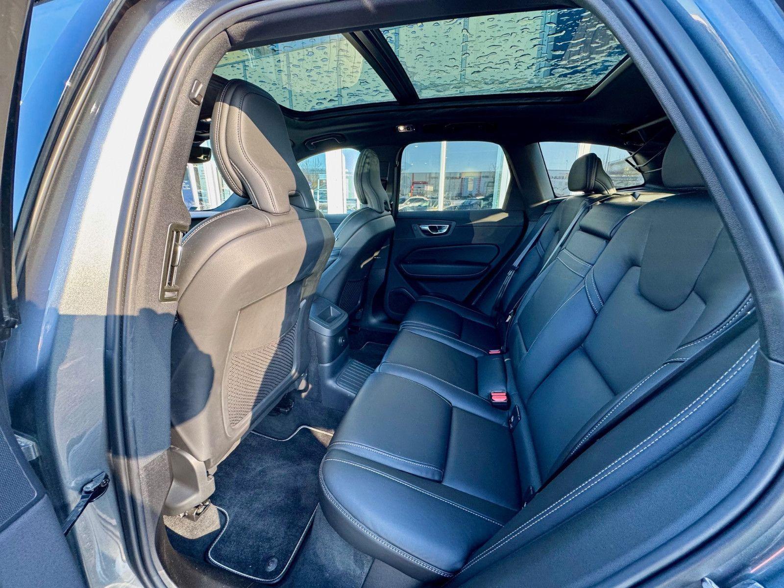 Volvo XC60 XC60 T8 R-Design Recharge Plug-In Hybrid AWD