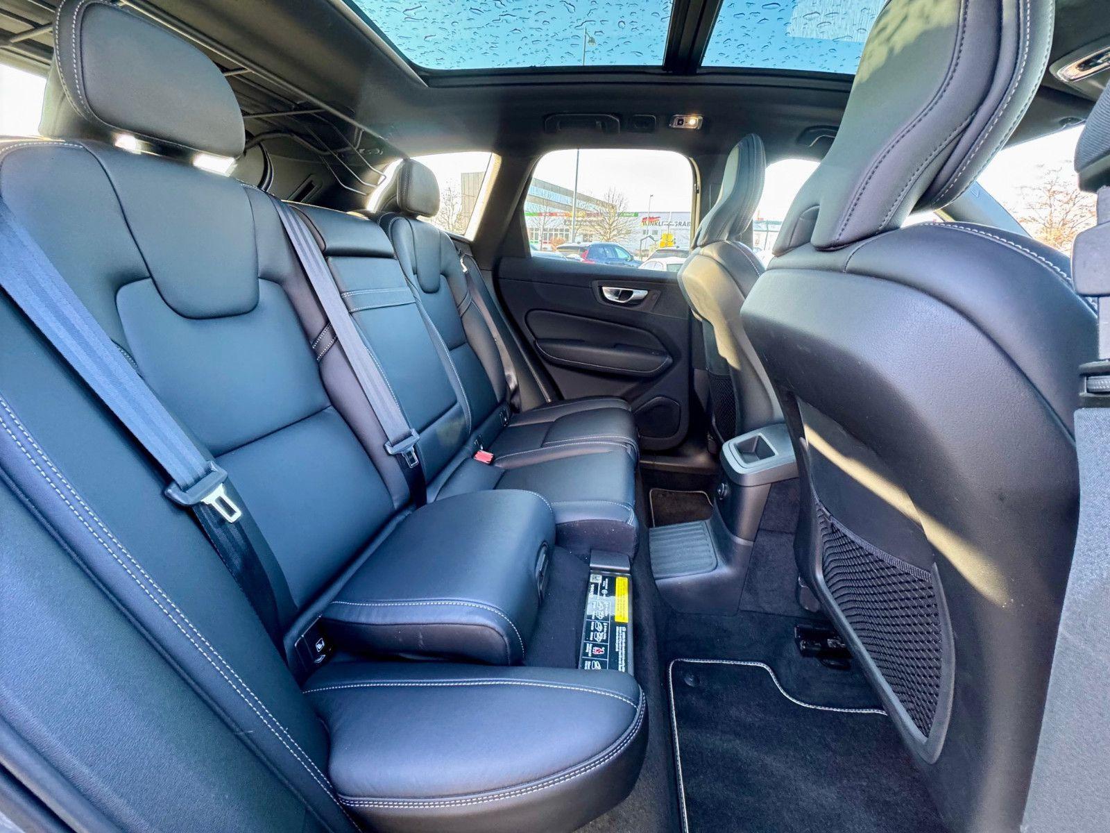 Volvo XC60 XC60 T8 R-Design Recharge Plug-In Hybrid AWD