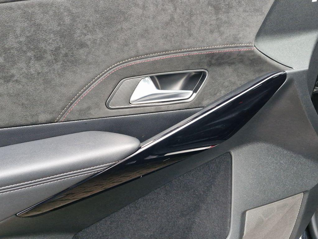 DS Automobiles DS7 Crossback PT 180 Performance Line+ AT LED Pa