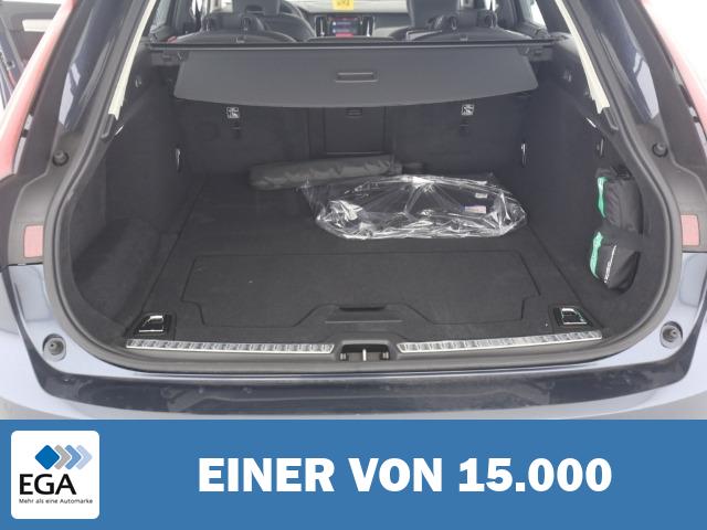 Volvo V90 Kombi Plus Bright Recharge Plug-In Hybrid AWD HUD StandHZG Digitales Cockpit