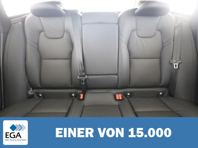 Volvo V90 Kombi Plus Bright Recharge Plug-In Hybrid AWD HUD StandHZG Digitales Cockpit