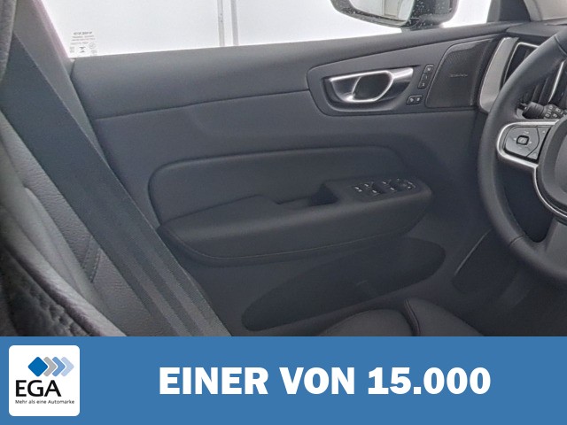 Volvo XC60 Plus Bright Recharge Plug-In Hybrid AWD StandHZG Digitales Cockpit Memory S