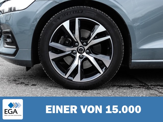 Volvo V60 Kombi Core B3 Benzin EU6d AHK Digitales Cockpit Memory Sitze Soundsystem LED