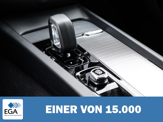 Volvo V60 Kombi Core B3 Benzin EU6d AHK Digitales Cockpit Memory Sitze Soundsystem LED
