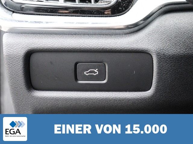 Volvo V60 Kombi Core B3 Benzin EU6d AHK Digitales Cockpit Memory Sitze Soundsystem LED
