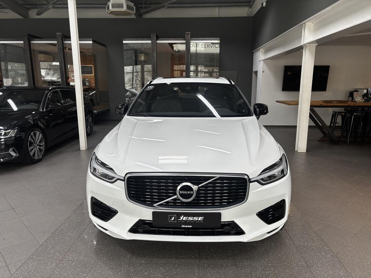 Volvo XC60 T8 AWD Recharge R Design Pano H&K AHK R.Cam