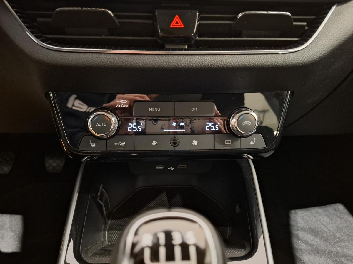 Skoda Fabia Top Selection AHK*beh.WSS*Garantie*Kamera