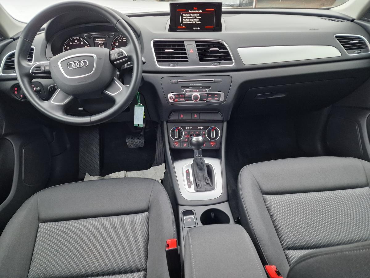Audi Q3  S-Tronic*Xenon*Navi*Sitzheizung*PDC