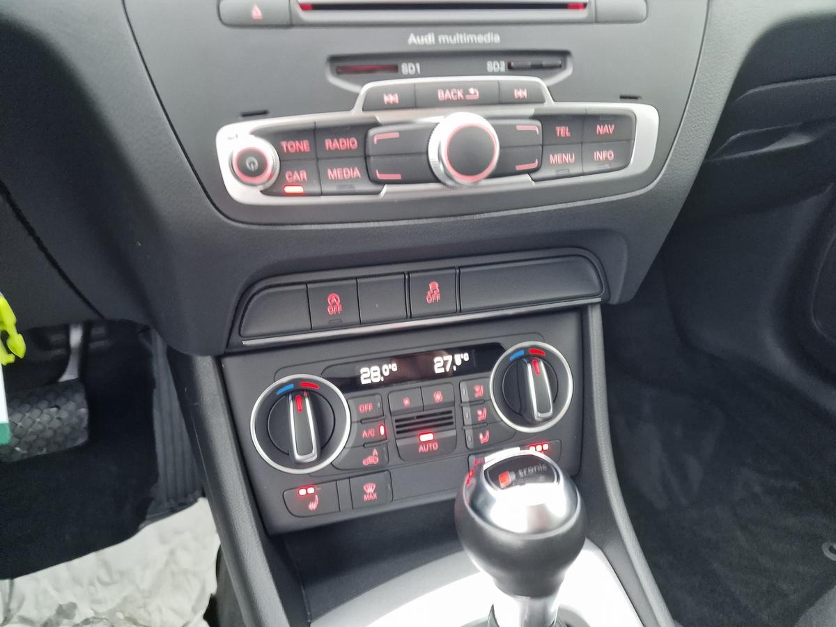 Audi Q3  S-Tronic*Xenon*Navi*Sitzheizung*PDC