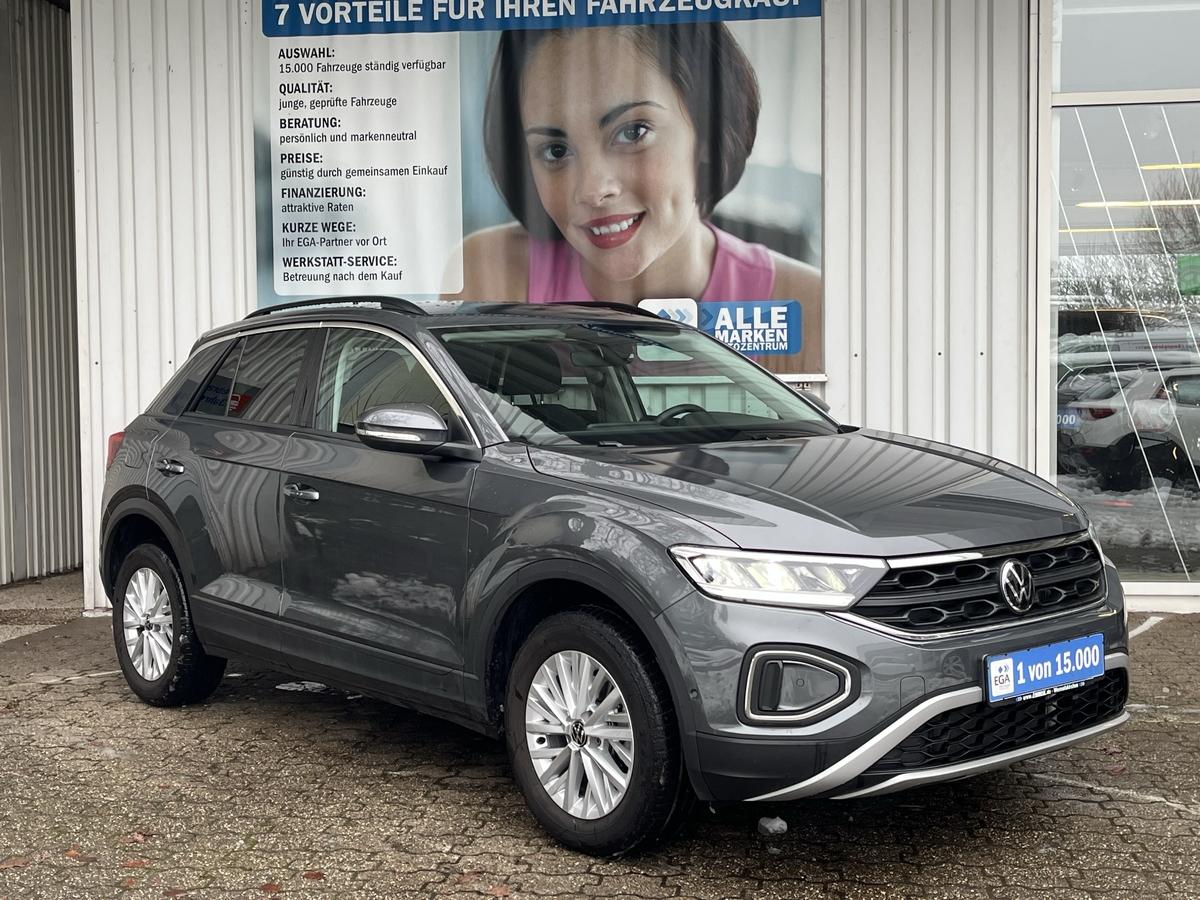 Volkswagen T-Roc 1.5 TSI LIFE NAVI AHK PDC KAMERA ALU W-PAKET SHZ 