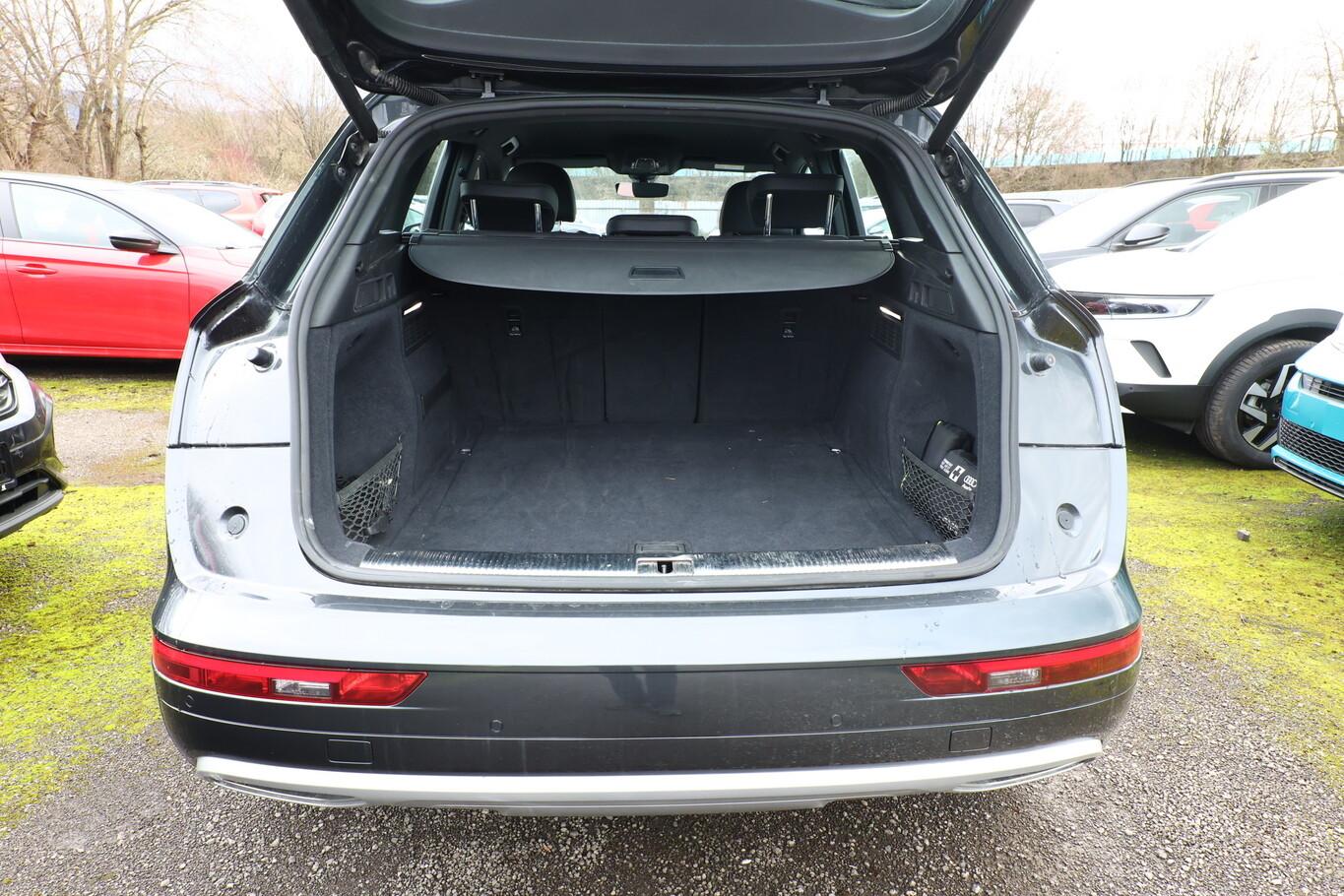 Audi Q5 45 TFSI S-tronic quattro sport Nav PDC eHk