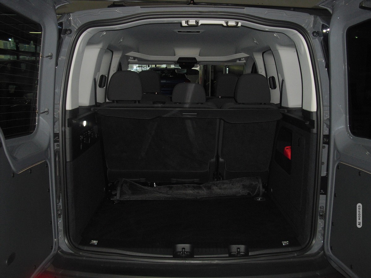 Volkswagen Caddy 1.5 TSI AHK/LED/Rückfahrkamera