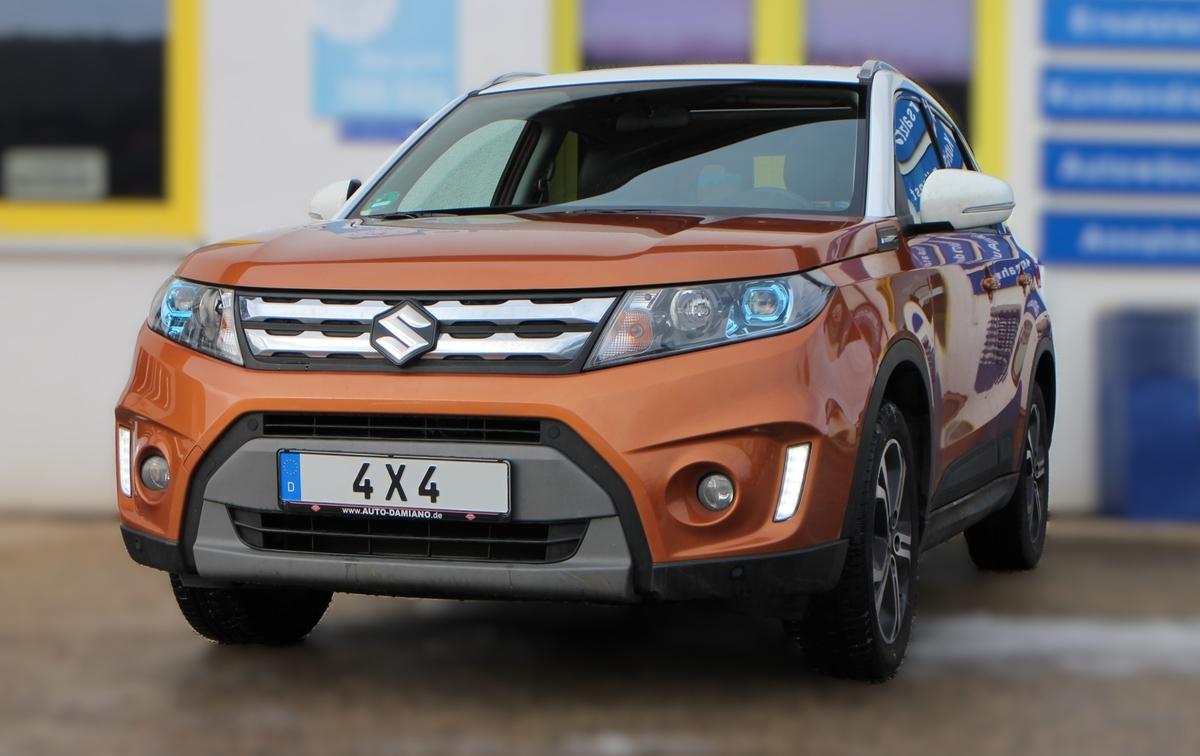 Suzuki Vitara 1.6 Comfort+ 4x4*Panoramadach*AHK*NAVI* 