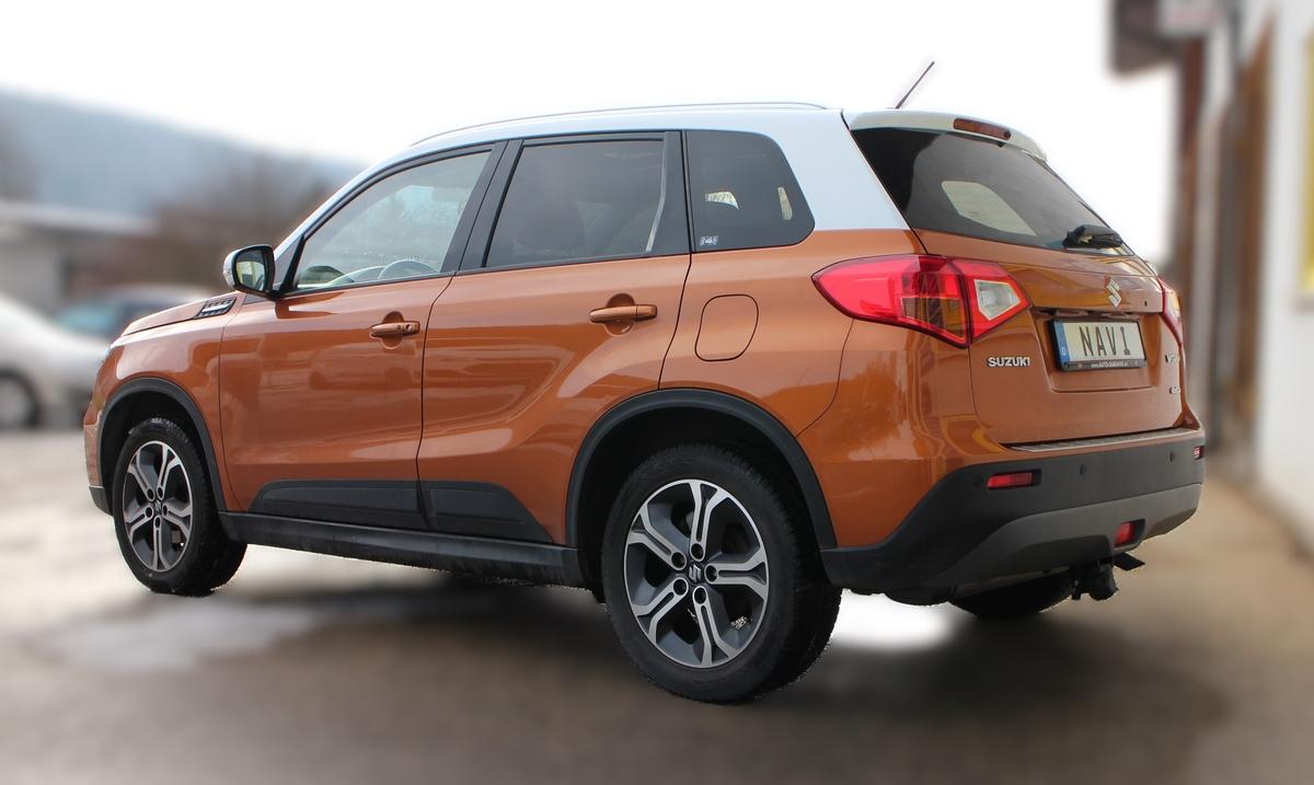 Suzuki Vitara 1.6 Comfort+ 4x4*Panoramadach*AHK*NAVI* 