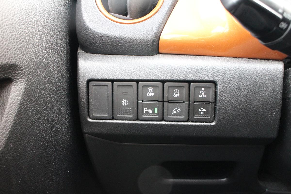 Suzuki Vitara 1.6 Comfort+ 4x4*Panoramadach*AHK*NAVI* 