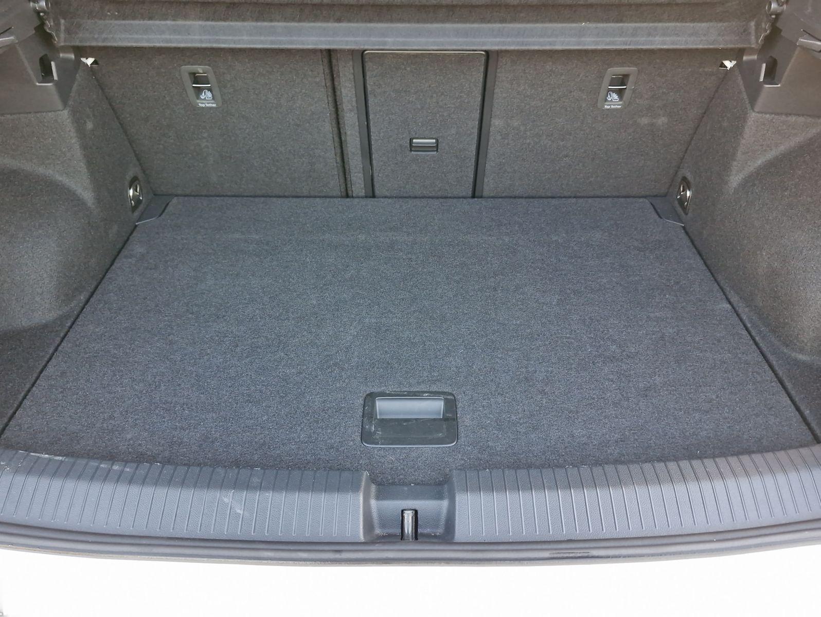 Volkswagen T-Roc 1.5 TSI DSG Goal Navi LED SHZ ACC ParkLenk