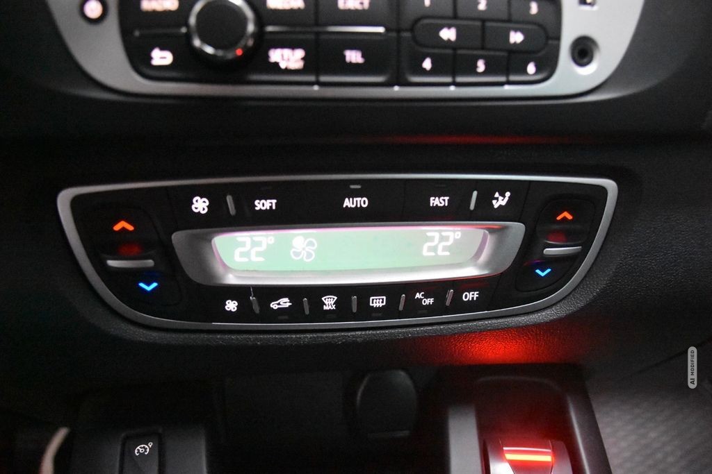 Renault Scenic III Limited Navi Klima SHZ AHK PDC