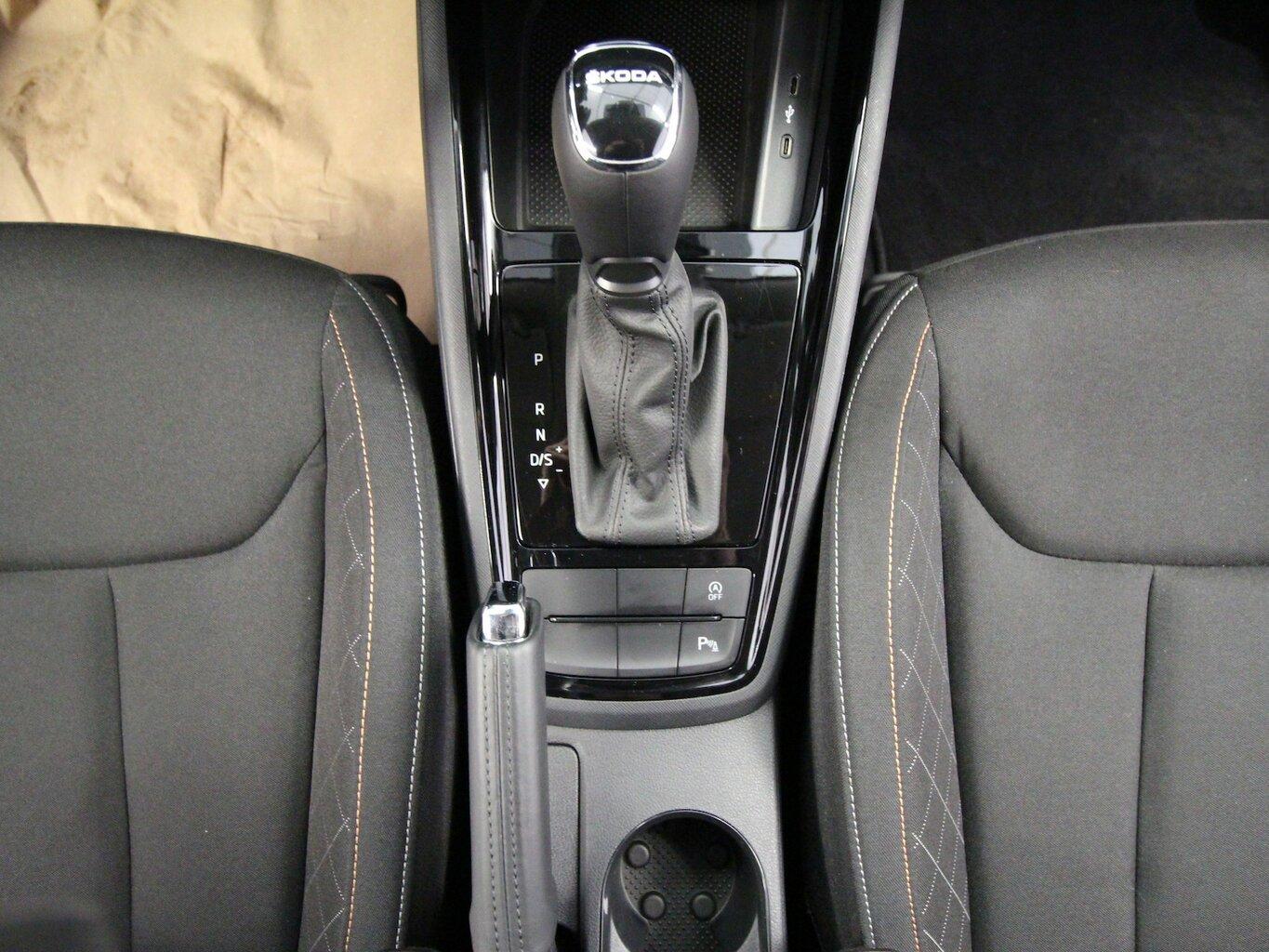 Skoda Scala TSI 7-DSG Drive 125 LED+KAMERA+TEMPOMAT...