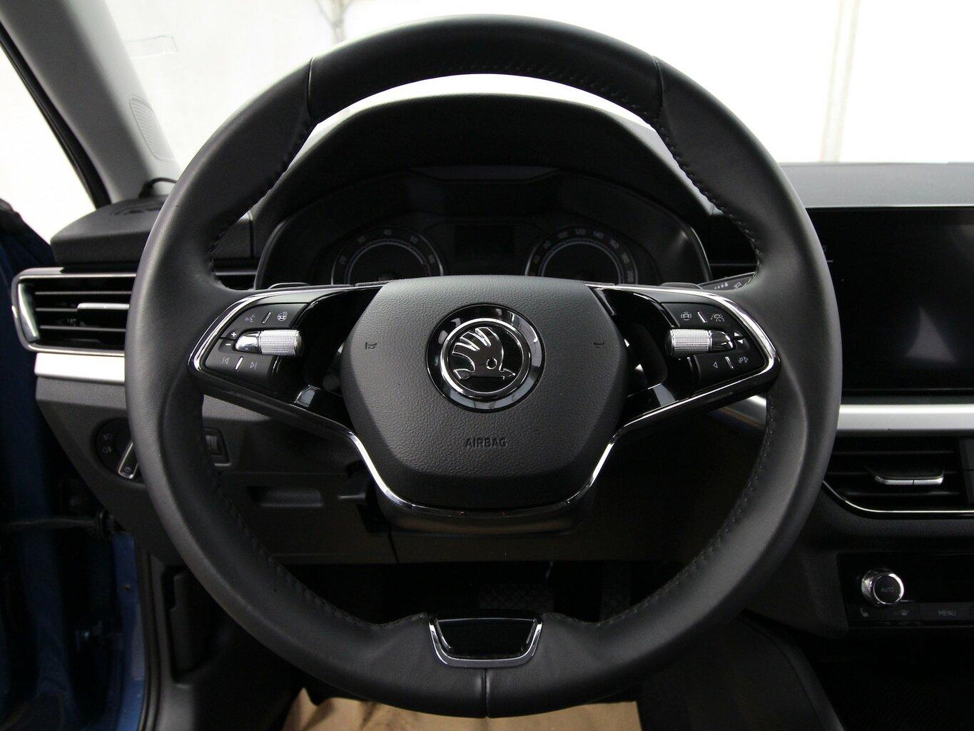 Skoda Scala TSI 7-DSG Drive 125 LED+KAMERA+TEMPOMAT...