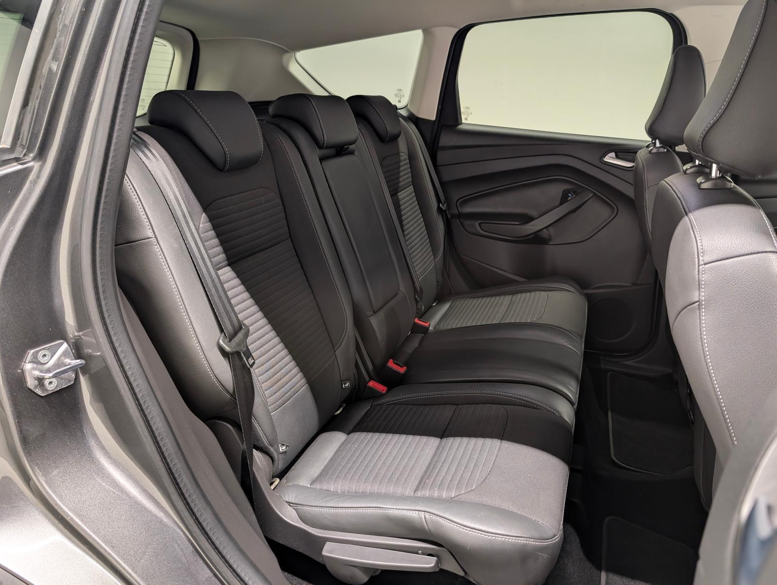 Ford Kuga Titanium AHK/el.Heck/Bi-Xenon/Kam/Navi/SHZ